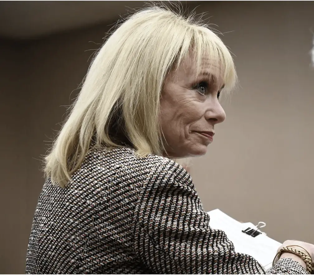 More ethics turmoil as Florida AG’s chief ethics prosecutor quits amid probe she misused job to query state database