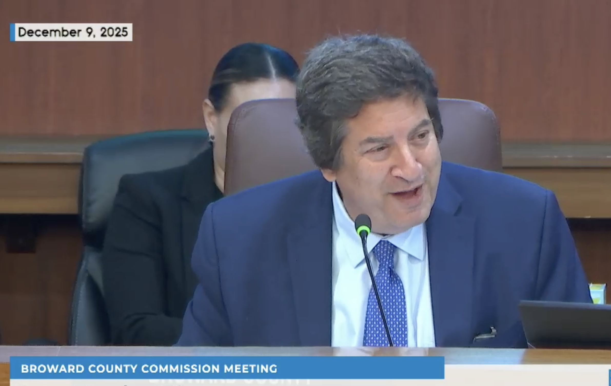 Gone in 41 seconds: Tough gift restrictions on Broward’s elected officials